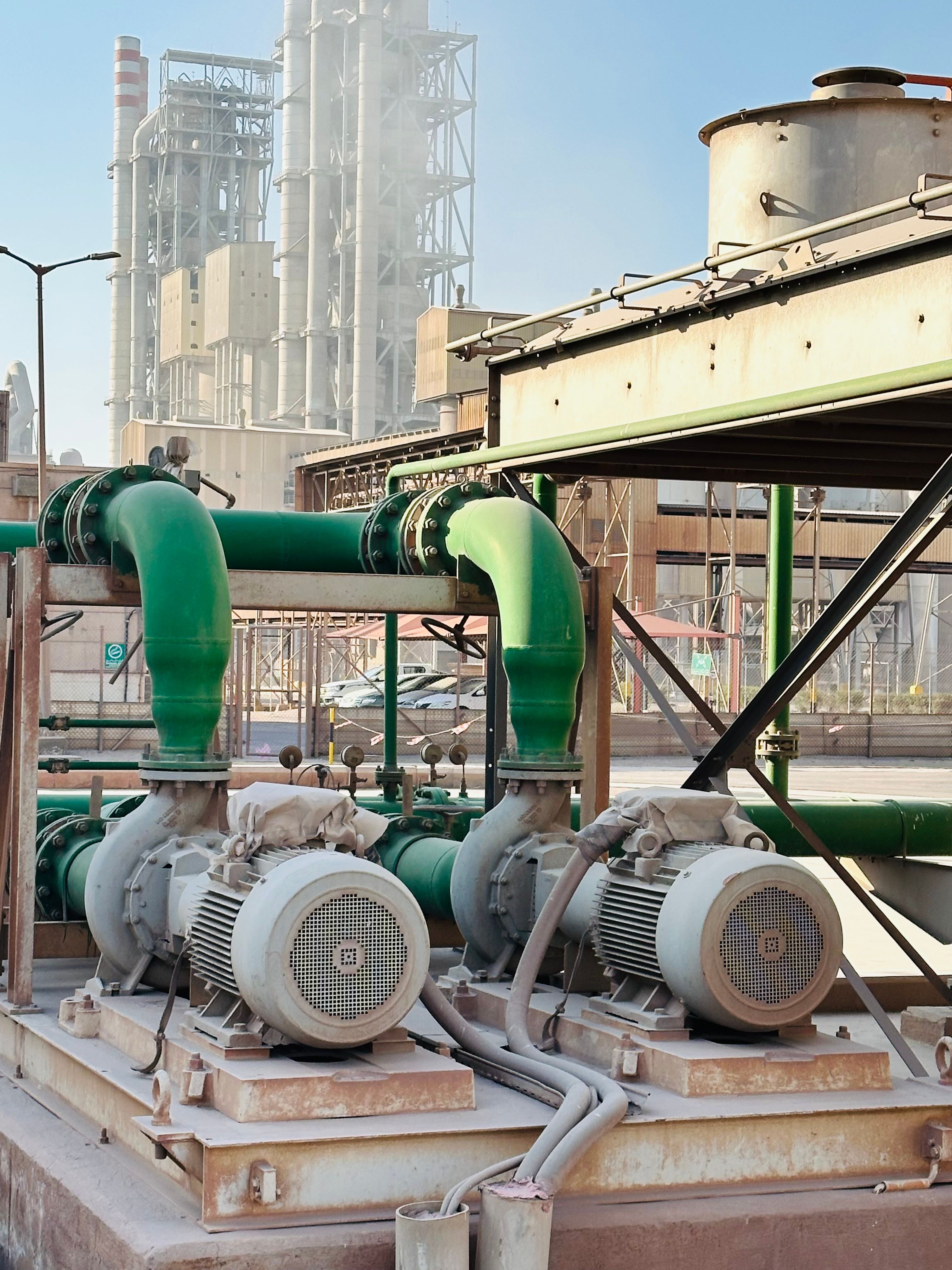 Oilfield dewatering pump